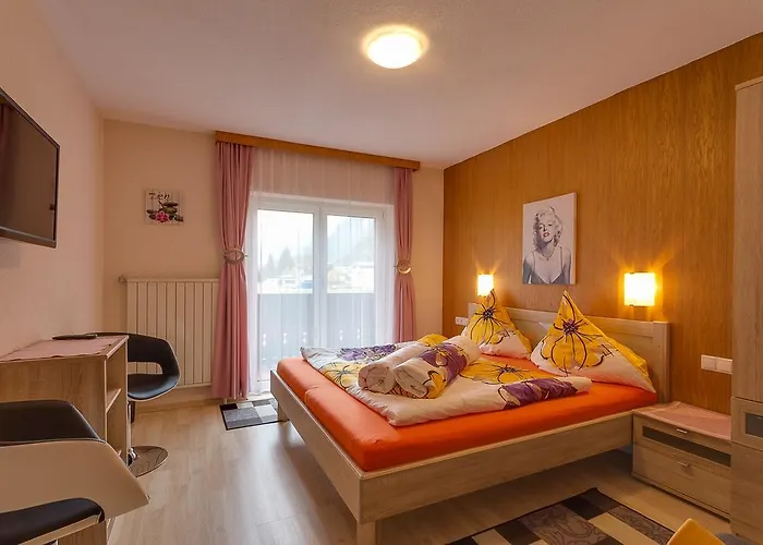 Biancas Im Haus Roswitha דירה